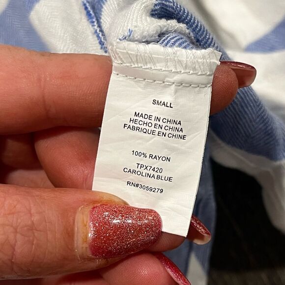 Altar'd State Women's Blue Striped Long Sleeve Button-Down Shirt Size S - Picture 3 of 4